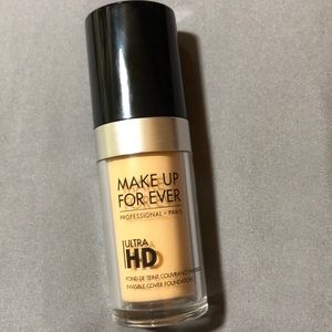 Make Up Forever Ultra HD Foundation 120/Y245